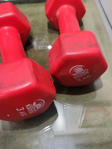 Pair of Red Dumbbells 3kg