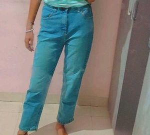Light Wash Denim Jeans