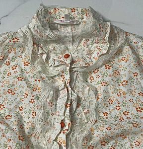 Floral Lace vintage top