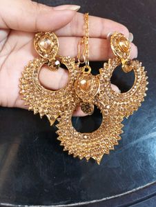 Golden  Earrings and Maang Tikka