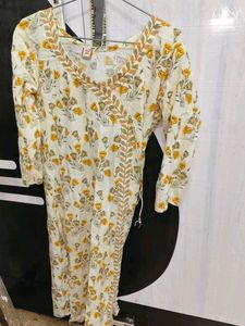 White Kurta with Yellow Floral Print