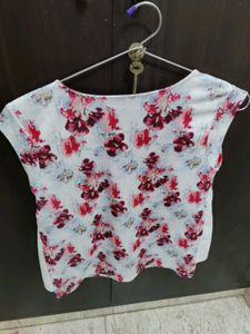 Floral Print Casual Top