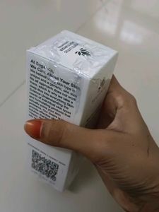 Suganda White Lotus Moisturiser