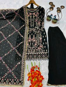 Elegant Black Embroidered Kurta Set