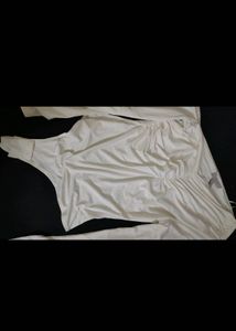 H&amp;M White Long Sleeve Bodysuit