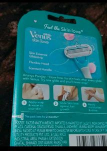Gillette Venus Razor for Smooth Skin.. salee