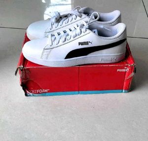 Puma Smash Sneakers