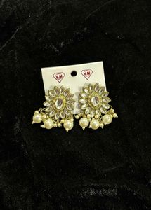 Elegant Pearl Dangle Earrings