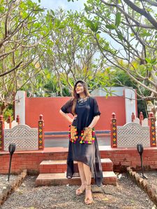 black tunic dress