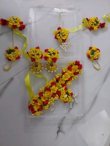 Floral Jewellery Set for Haldi