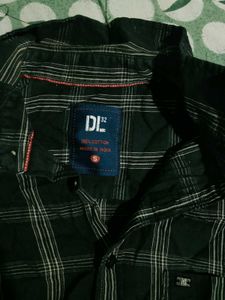 Men's Plaid Button-Up Shirt