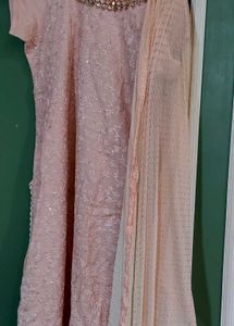 Elegant Pink Embroidered Kurta
