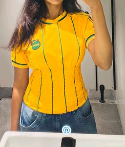 Jamaica/Yellow V-Neck Graphic T-Shirt