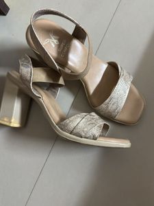 Stylish heels for Women - perfect fit