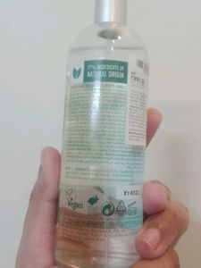 The Body Shop Shea and Vanilla mists
