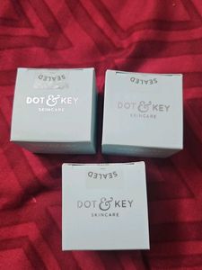 Dot & Key Skincare Set