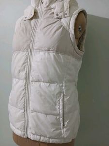 Authentic White Vintage Nike Puffer  Jacket