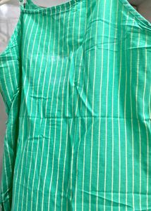Green Striped Sleeveless Kurta