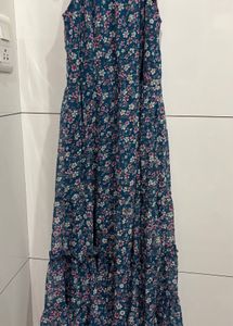 Flowy Floral Print Maxi Dress