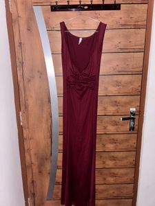Newme Backless Maroon Maxi Dress