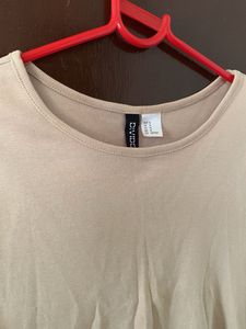 Basic Beige Cropped T-Shirt