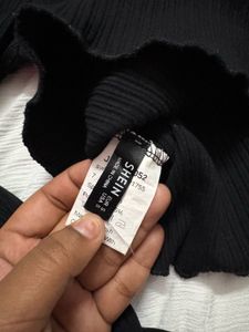 Off-Shoulder Ribbed Long Sleeve Top