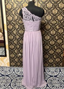 Elegant One-Shoulder Lace Gown