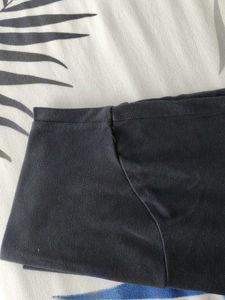 black leggings