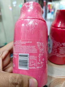 Foxtale Brightening Body Wash