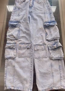 🔥Sale now in 499✨Light Wash Cargo Jeans