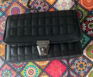 Black Sling Bag (price drop)