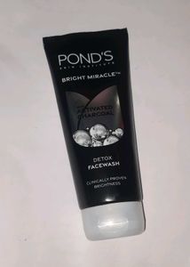 Pond's Bright Miracle Detox Facewash