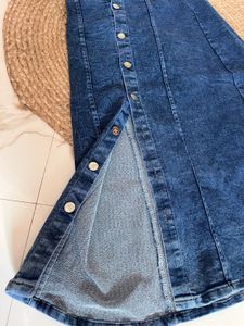 stretch high waisted Denim skirt