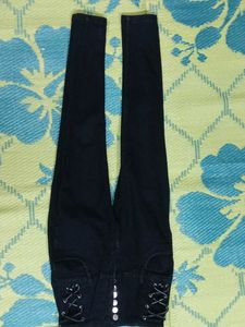 Black Skinny Jeans