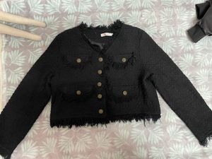 Chic Black Tweed Cropped Jacket