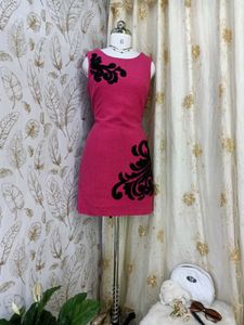 Chic Pink Sleeveless Dress with Black Lace Top