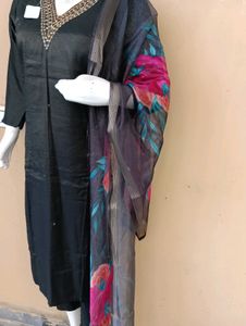 Beautiful Aari work Kurta Set with Dupatta