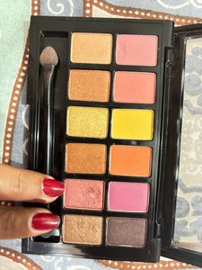Lakme eye shadow pallets ..with best quality 🥰