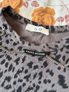 Leopard Print Top with detachable Chain Detai
