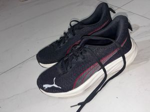 Puma Black Sports Shoes / Sneakers for Men