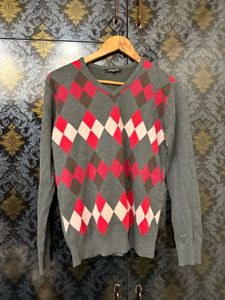 Men's Argyle V-Neck Sweater