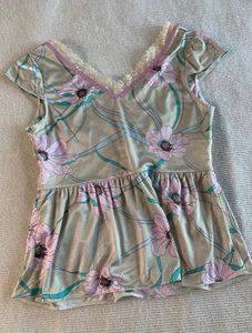 Floral V-Neck Lace Trim Top