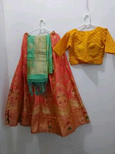 banarsi lehnga set