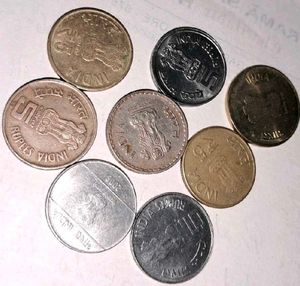 8 different commemmorative coins