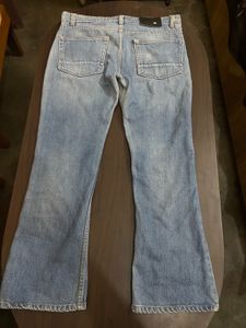 GANT BOOTCUT JEANS 32 SIZE