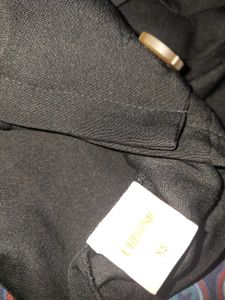 Chic Cropped Black Blazer ( urbanic )