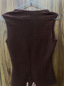 Textured Button-Up Sleeveless Top