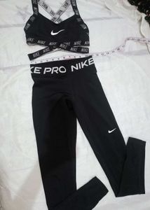 Nike Indy Criss Cross Sports Bra and leggings