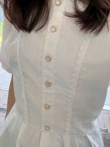puff sleeve collar dress