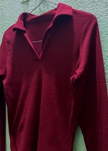 Maroon Collared V-Neck Long Sleeve Top